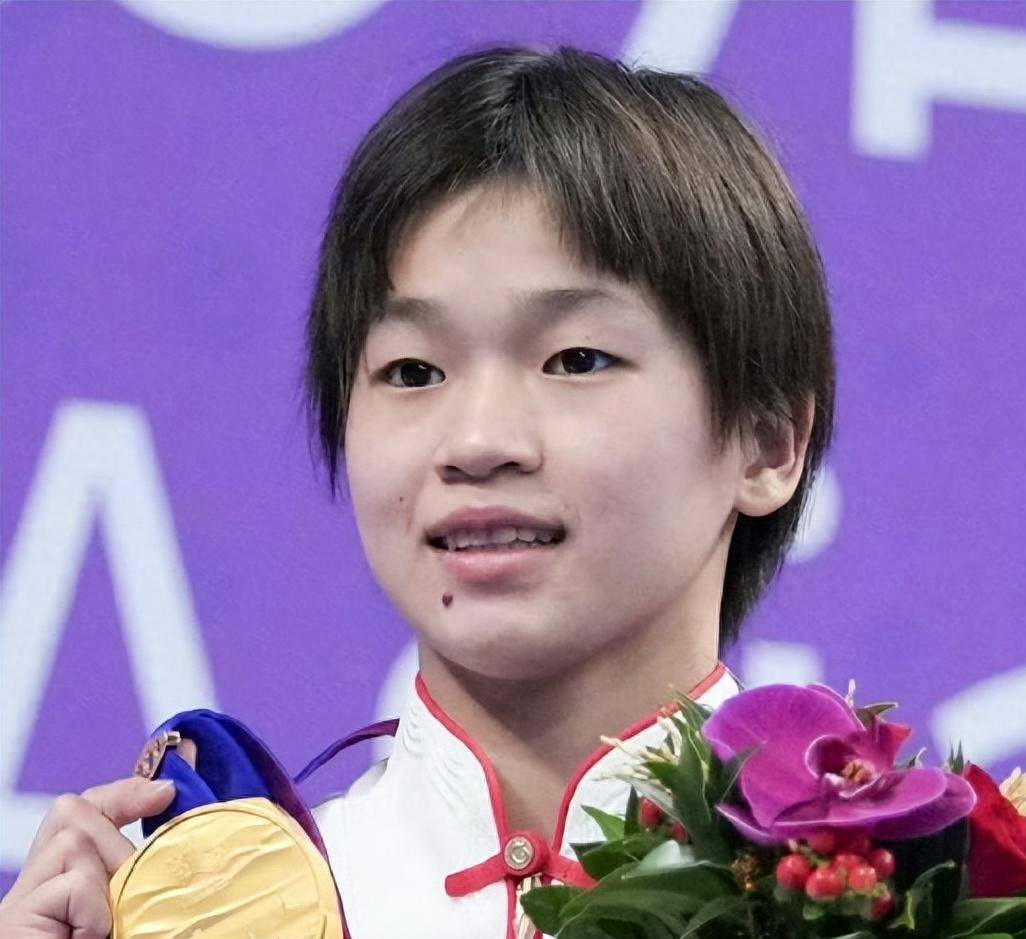 波兰女足联赛冠军以出色表现征服观众